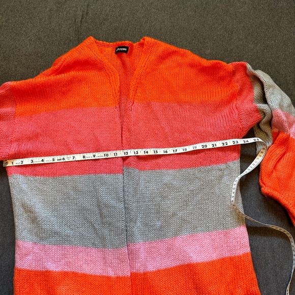 PrettyLittleThing exclusive colour block cardigan - Picture 3 of 10